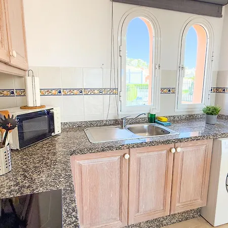 Mango By Tor 아데제